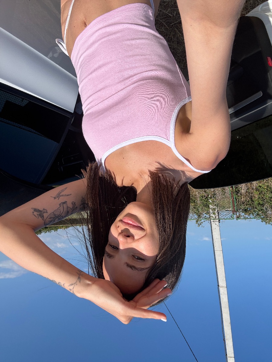 Sexy model Tina in Shanghai